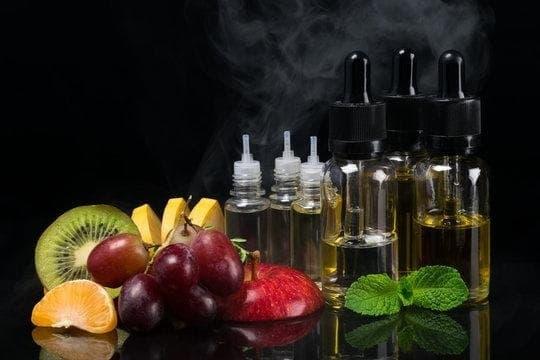 E Cigs E Cigs likit incelemesi ve en iyi likit seçenekleri, tatlar, fiyatlar ve satın alma rehberi