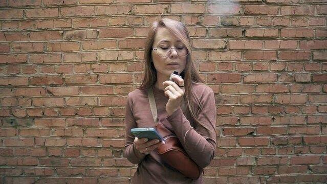 e-cigarettes ile Yeni Nesil Buhar Deneyimi Kangertech Subox Nano ile e-cigarettes Tutkunlarına Özel